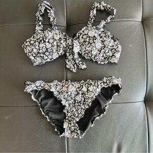 Xhilaration Black and White Floral Bikini Set